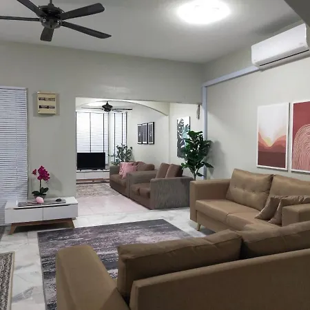 Rumah Mawar By Impian Homestay Klia-Salak Tinggi-Nilai Sepang Exterior photo