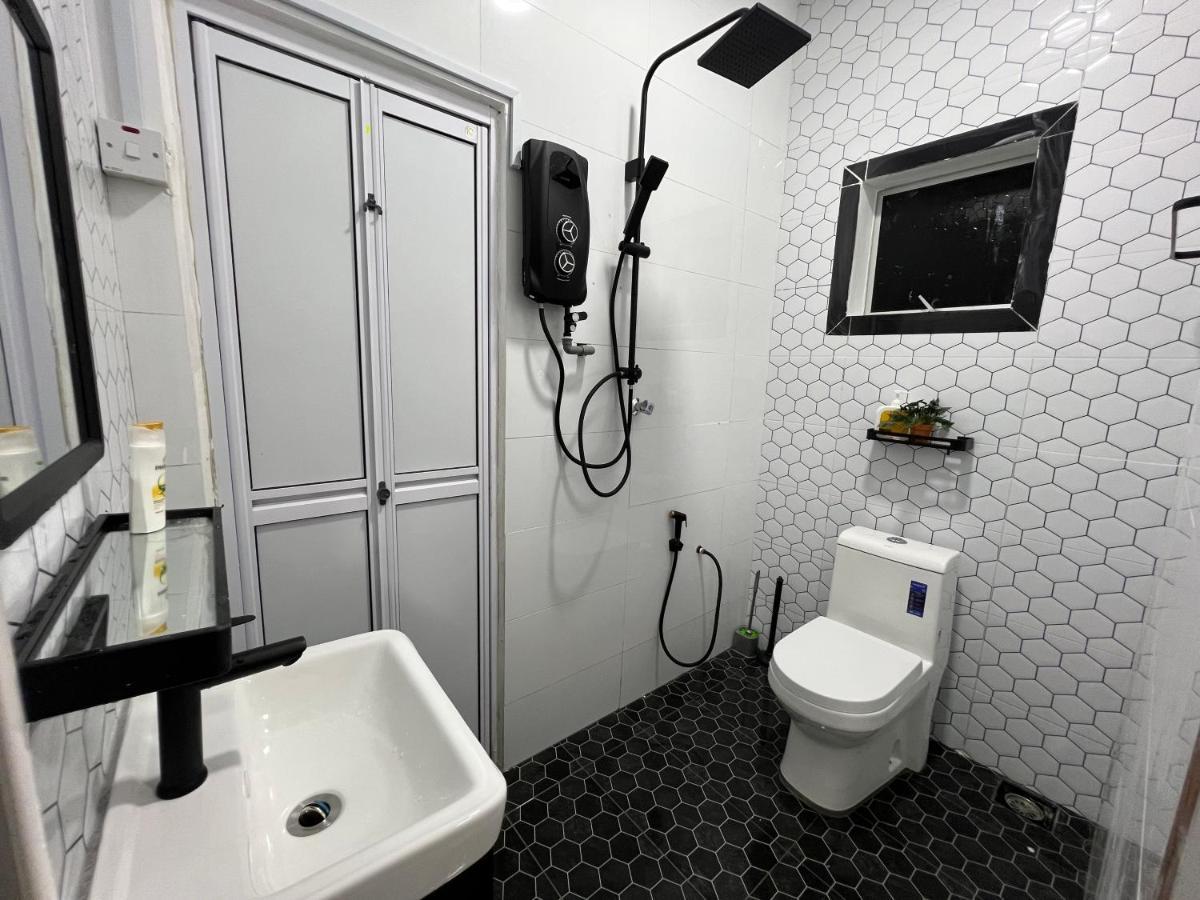Rumah Mawar By Impian Klia-salak Tinggi-nilai Holiday home *