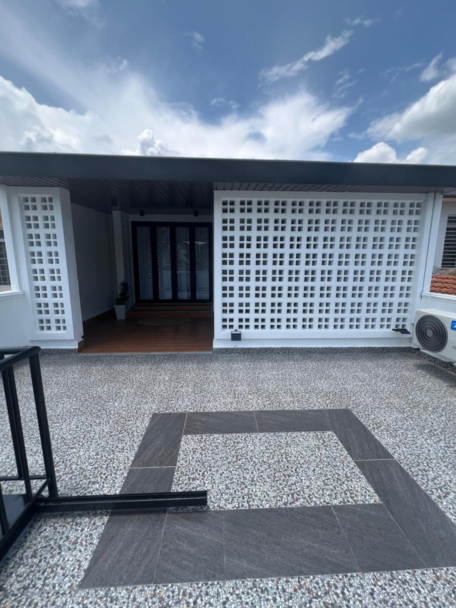 Holiday home Rumah Mawar By Impian Klia-salak Tinggi-nilai